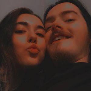 Meet your Posher, Em